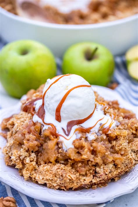 Crisp Apple Crumble: Fall Dessert Bliss